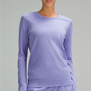 Lululemon lavender long sleeve shirt